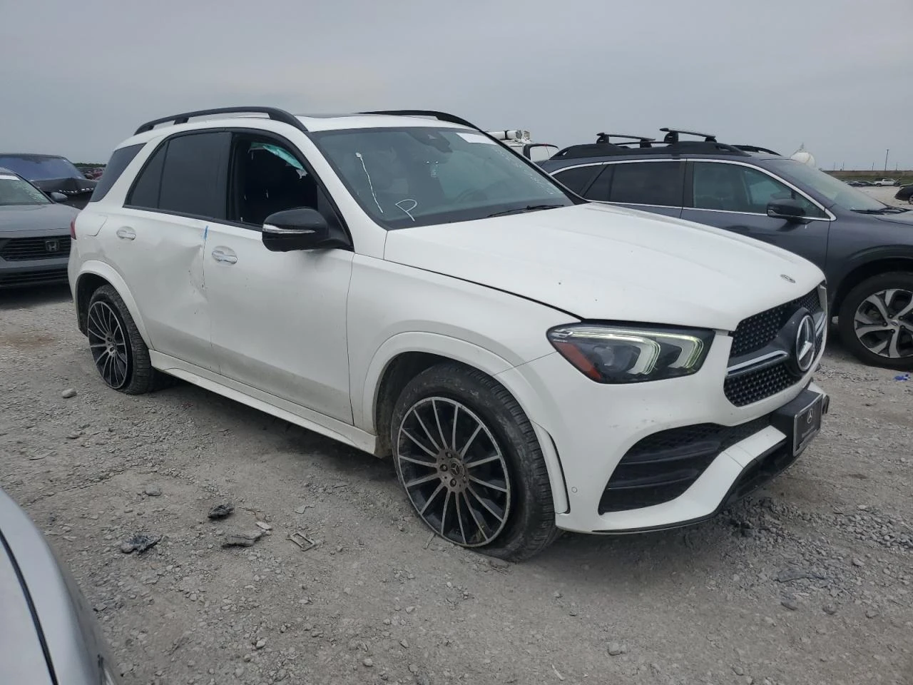 Mercedes-Benz GLE 350 4MATIC/AMG PACK/ПЪЛНА СЕРВИЗНА ИСТОРИЯ - изображение 3