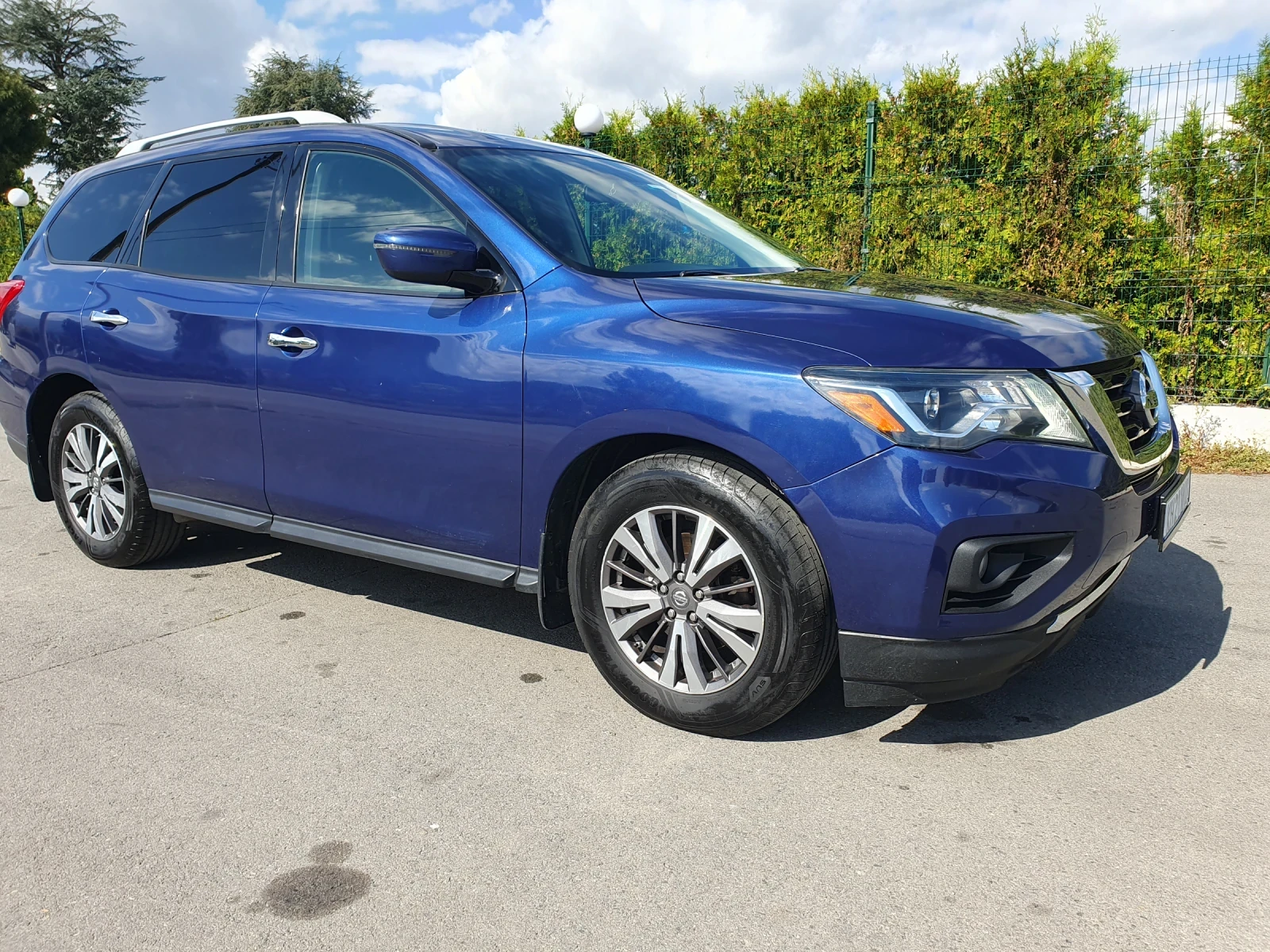 Nissan Pathfinder 3.5i 4WD - изображение 2