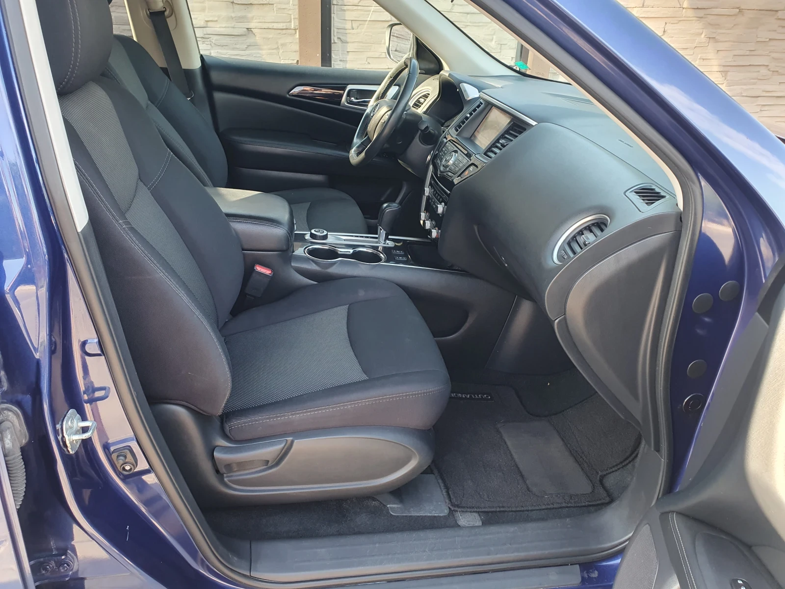 Nissan Pathfinder 3.5i 4WD - изображение 7