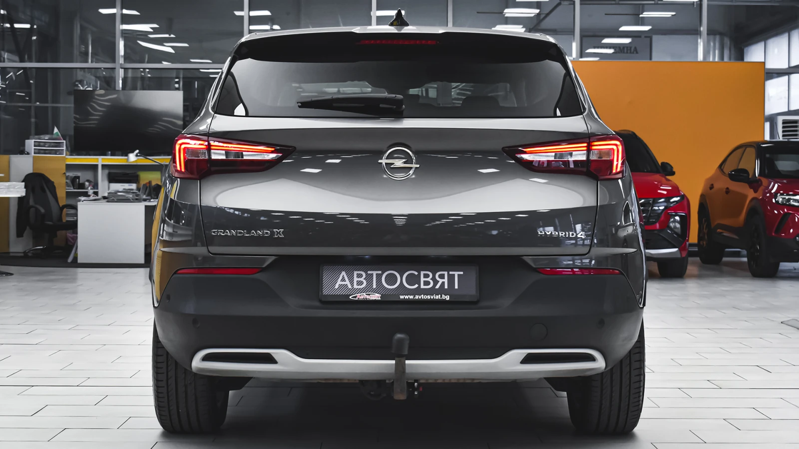 Opel Grandland X 1.6 Turbo Elegance Plug-in Hybrid4 4x4 Automatic - изображение 3