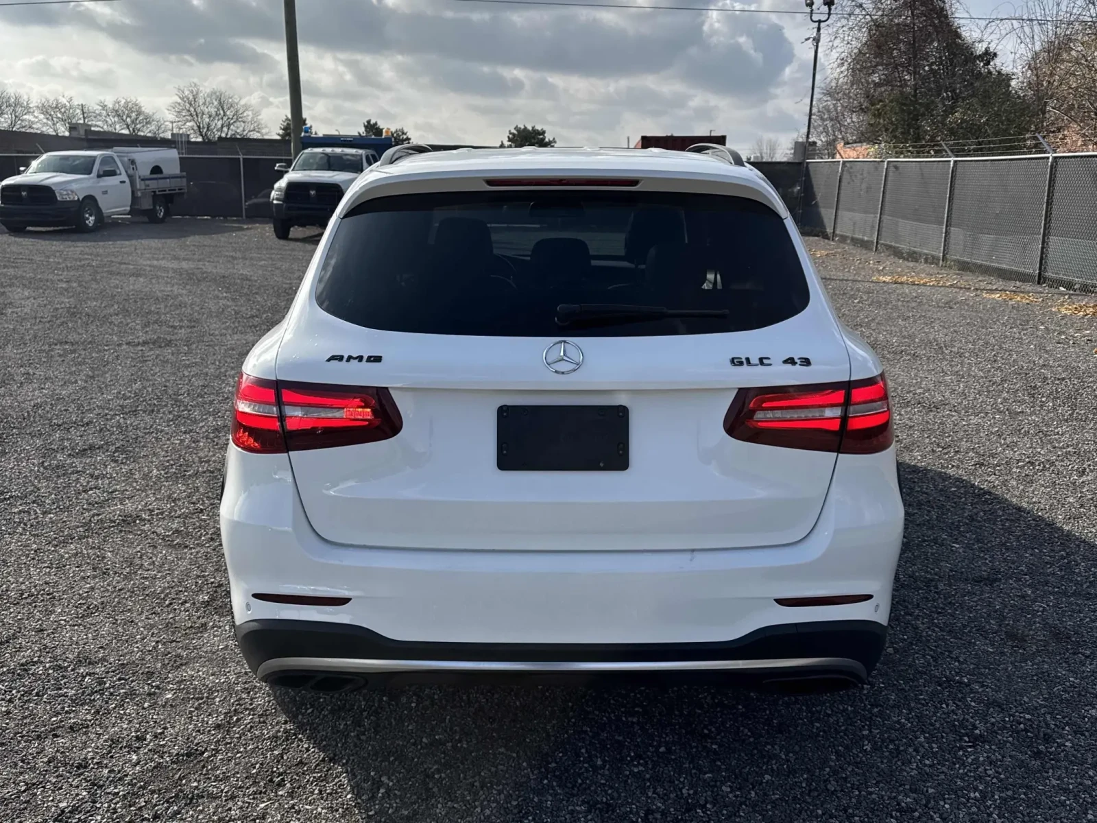 Mercedes-Benz GLC 43 AMG * CARFAX * БЕЗ ПЪРВОНАЧАЛНА ВНОСКА - изображение 5