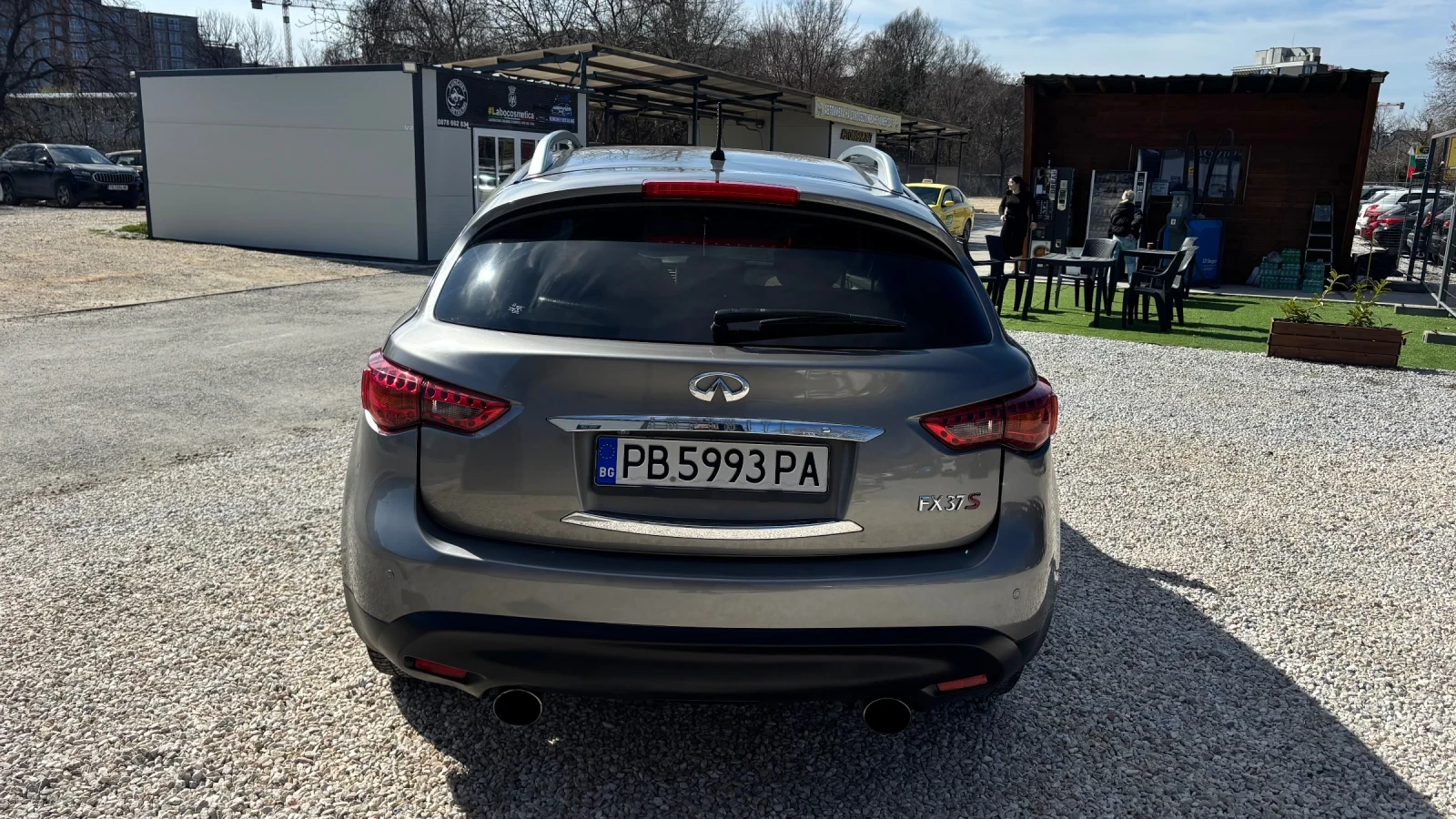 Infiniti Fx 37 Колата е с регистрация всичко платено , снимка 4 - Автомобили и джипове - 53775008