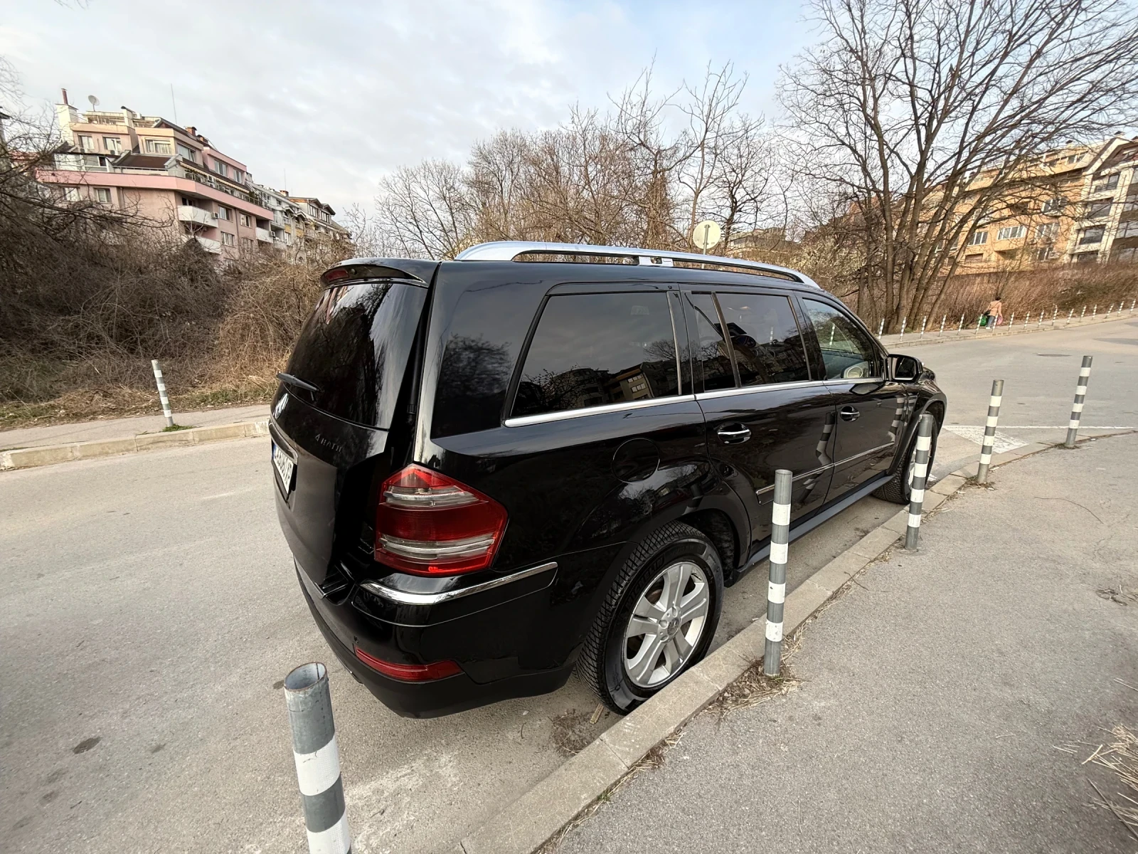 Mercedes-Benz GL 320, снимка 9 - Автомобили и джипове - 53892923
