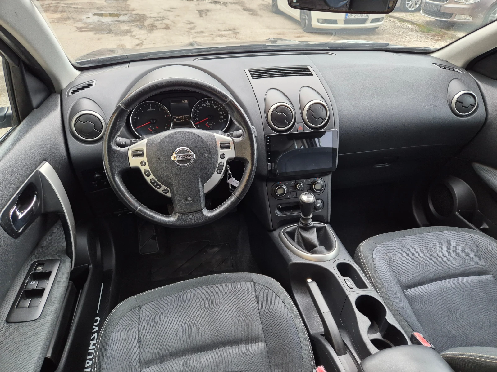 Nissan Qashqai 1.5 DCI KLIMA ITALY TOP!!!, снимка 14 - Автомобили и джипове - 54033497