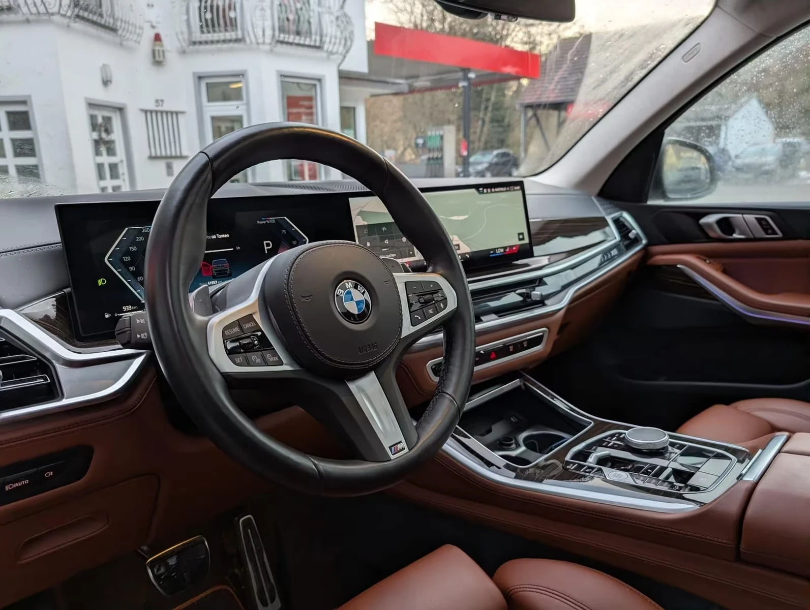 BMW X5 30d / M SPORT PRO / SHADOW LINE / ICONIC GLOW / , снимка 8 - Автомобили и джипове - 55527289