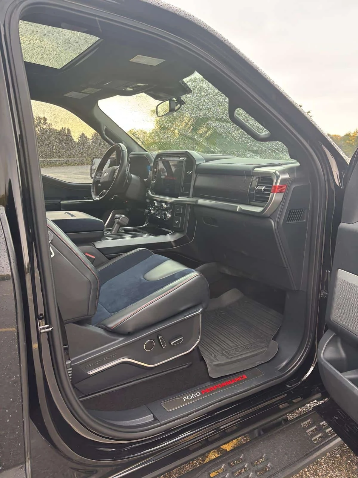 Ford F150 * Raptor * CARFAX * ����� �� ����������� | Mobile.bg � ����������� 17