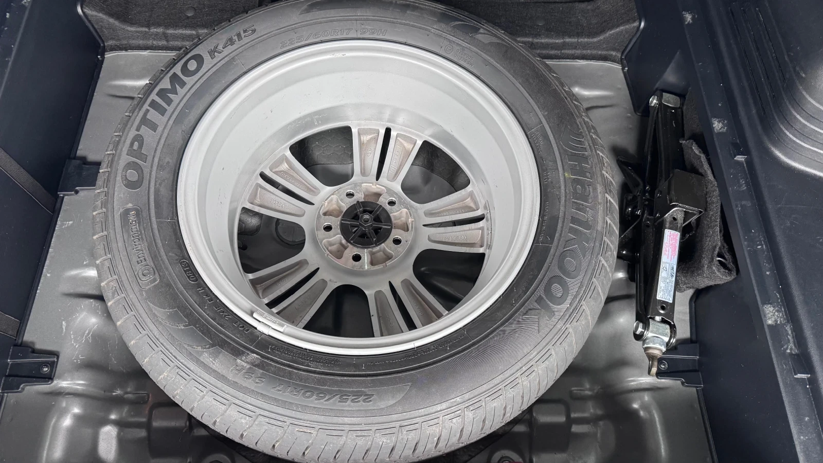 Hyundai IX35 2.0CRDI AWD 136кс, снимка 17 - Автомобили и джипове - 56748518
