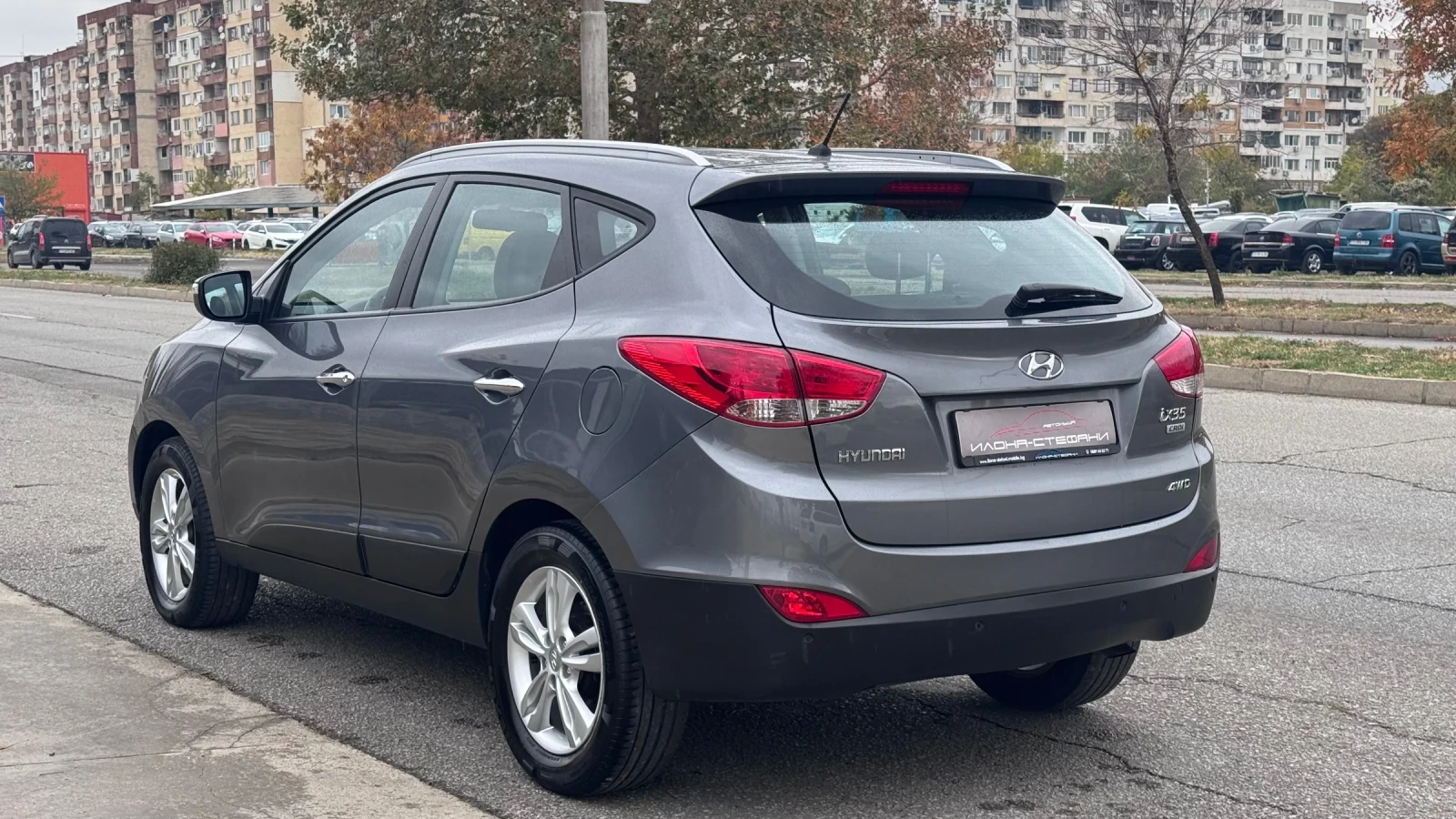 Hyundai IX35 2.0CRDI AWD 136кс, снимка 3 - Автомобили и джипове - 56748518