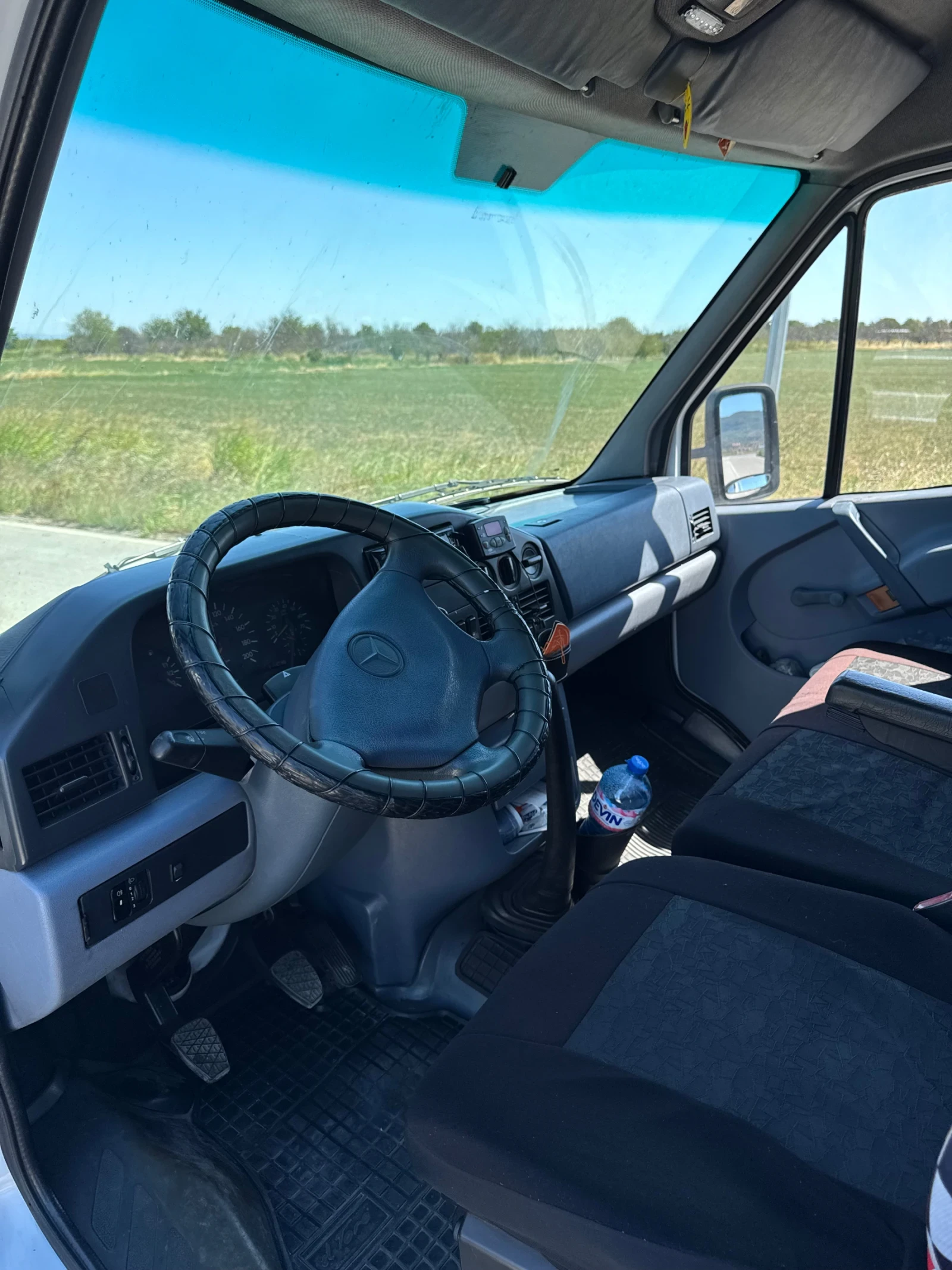 Mercedes-Benz 412 Mercedes-Benz Sprinter 412 - изображение 8