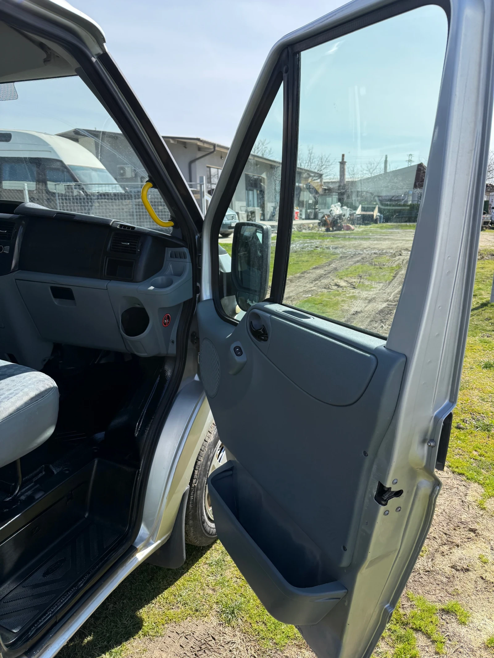 Ford Transit Пътнически, снимка 9 - Бусове и автобуси - 53813498