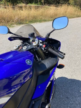     Yamaha YZF-R1
