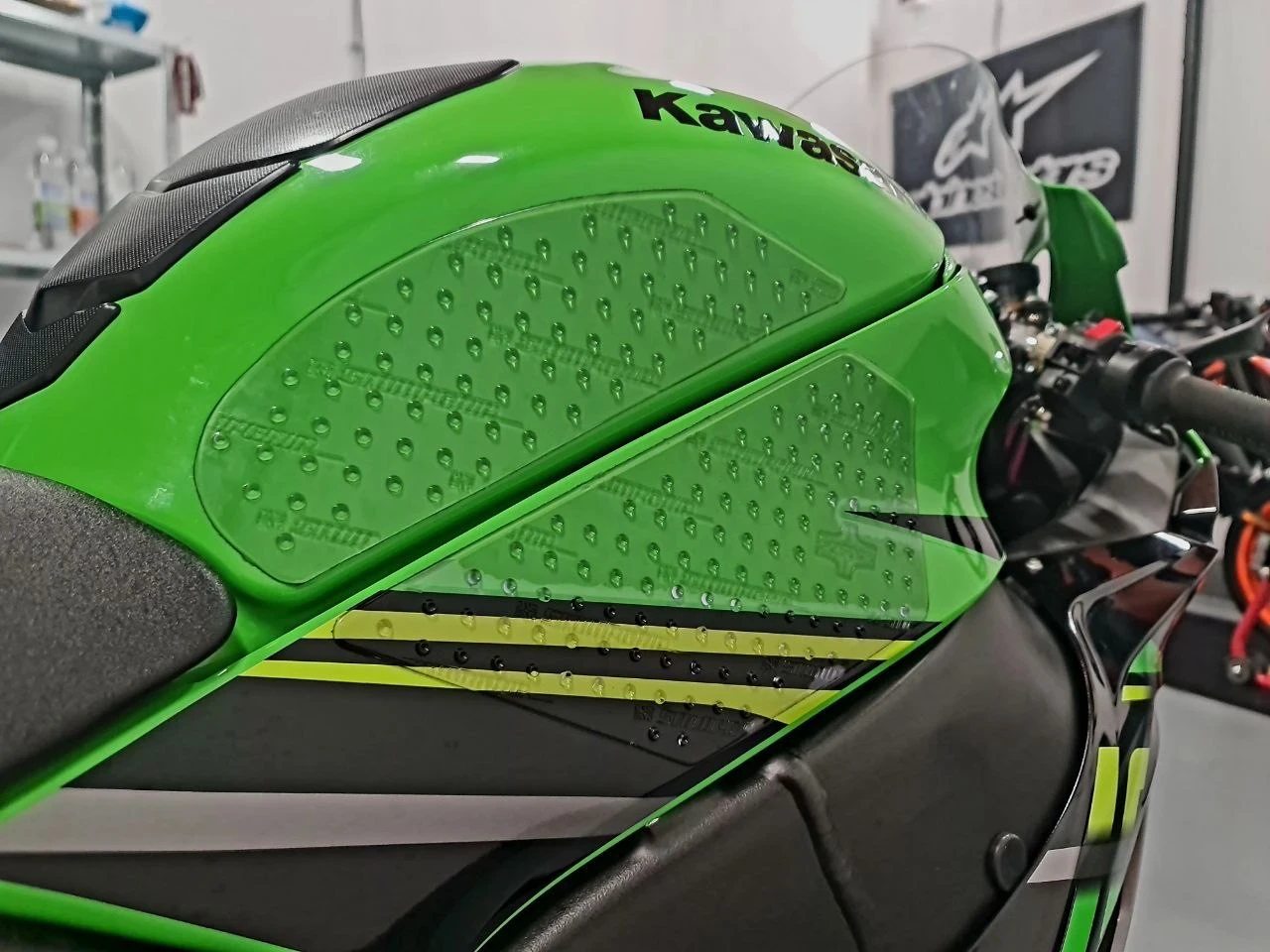 Kawasaki Zxr KRT | Mobile.bg   13