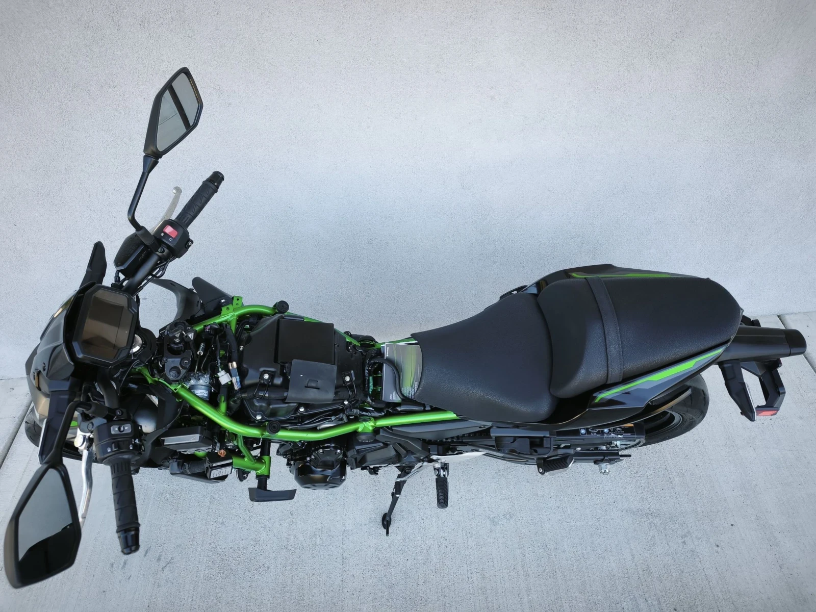Kawasaki Z 650, 2023 година, ЛИЗИНГ , снимка 10 - Мотоциклети и мототехника - 55178081
