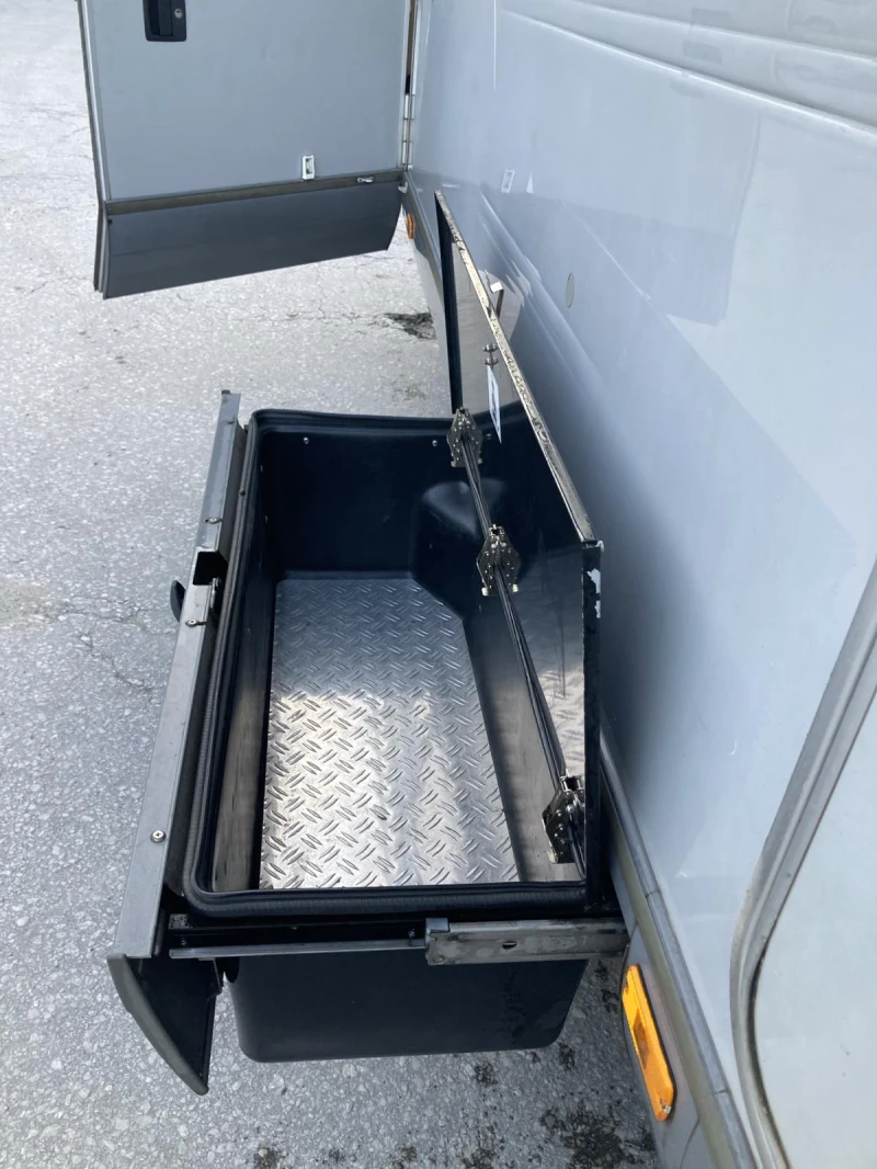 Кемпер HYMER / ERIBA 644, снимка 8 - Каравани и кемпери - 50860290