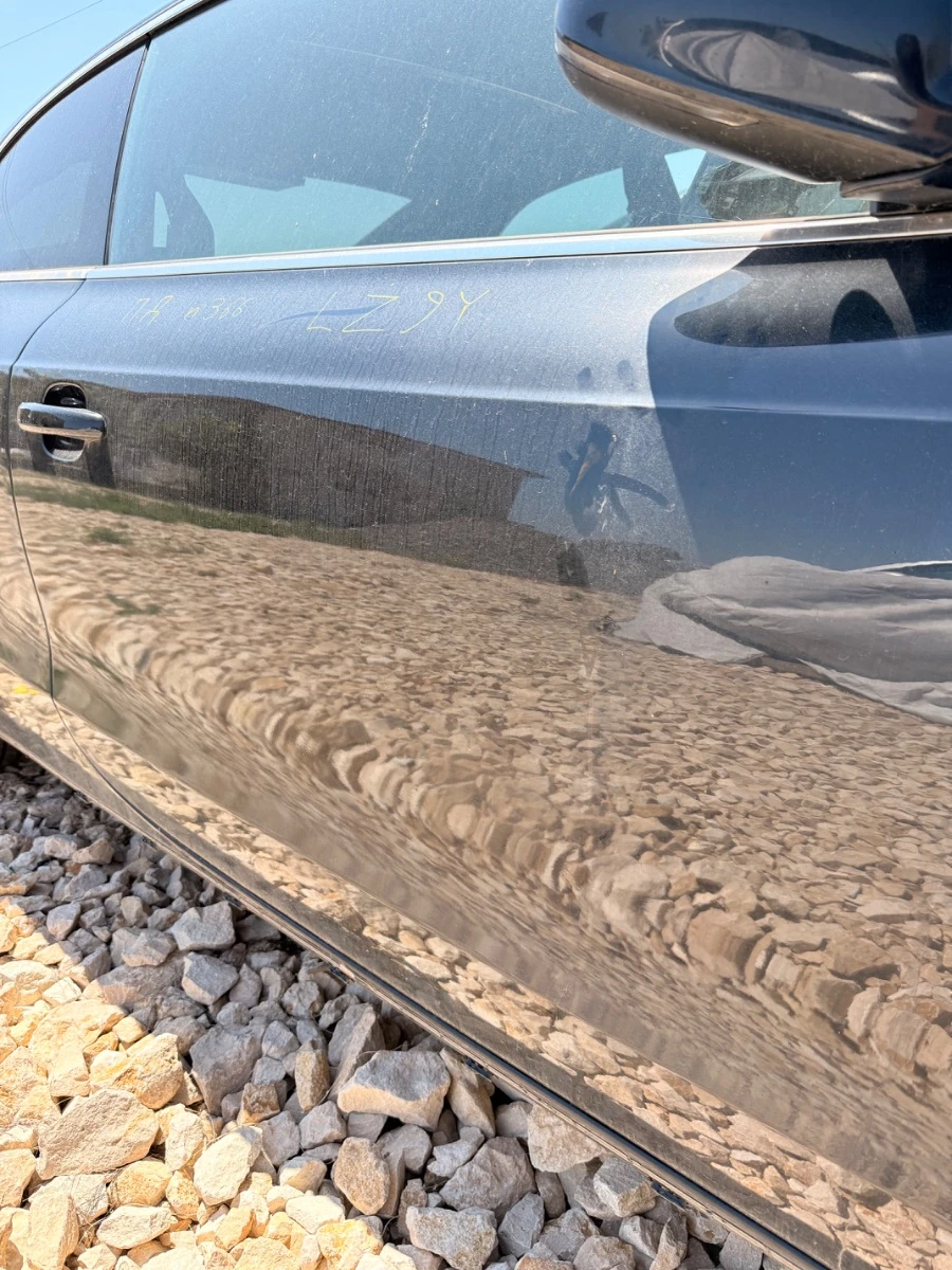 Предна дясна врата за Audi A5 LZ9Y ном366 1075-1075