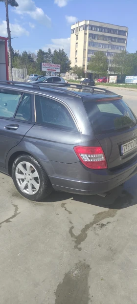 Mercedes-Benz C 220, снимка 2