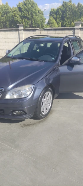 Mercedes-Benz C 220, снимка 4