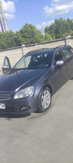 ������ Mercedes-Benz C 220