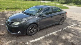 ������ Toyota Avensis