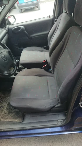Opel Corsa - 1300 € / 2542.58 лв. - 35477903 11