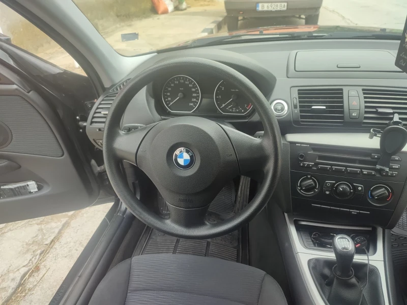 BMW 116 1.6 facelift, снимка 2 - Автомобили и джипове - 47027770