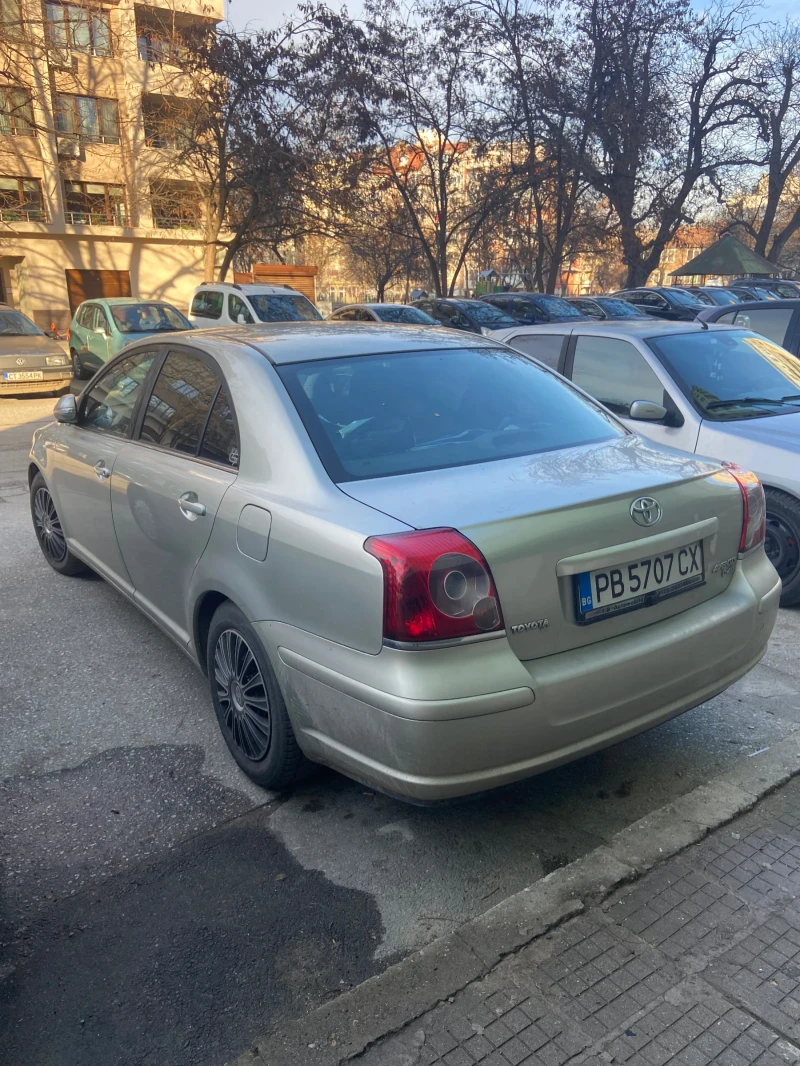 Toyota Avensis 2.0 D4D, снимка 5 - Автомобили и джипове - 48537771