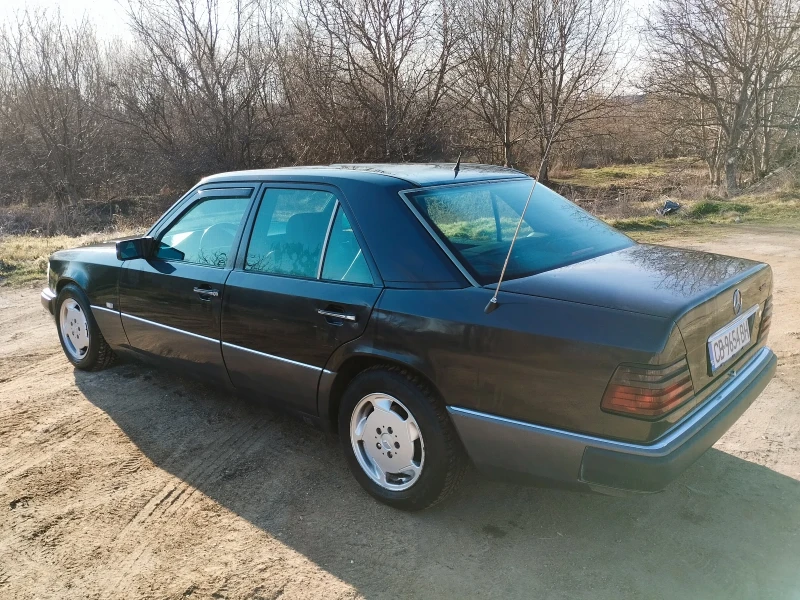 Mercedes-Benz 124, снимка 7 - Автомобили и джипове - 49065494