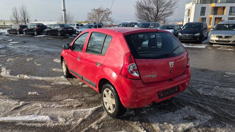 Dacia Sandero 1.4i, снимка 4 - Автомобили и джипове - 52239509