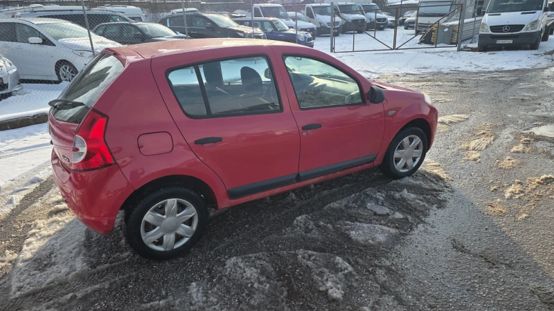Dacia Sandero 1.4i, снимка 13 - Автомобили и джипове - 52239509