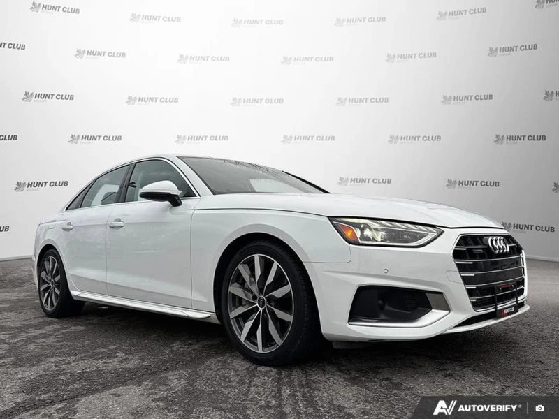 Audi A4 * Komfort * CARFAX * БЕЗ ПЪРВОНАЧАЛНА ВНОСКА, снимка 11 - Автомобили и джипове - 52842962