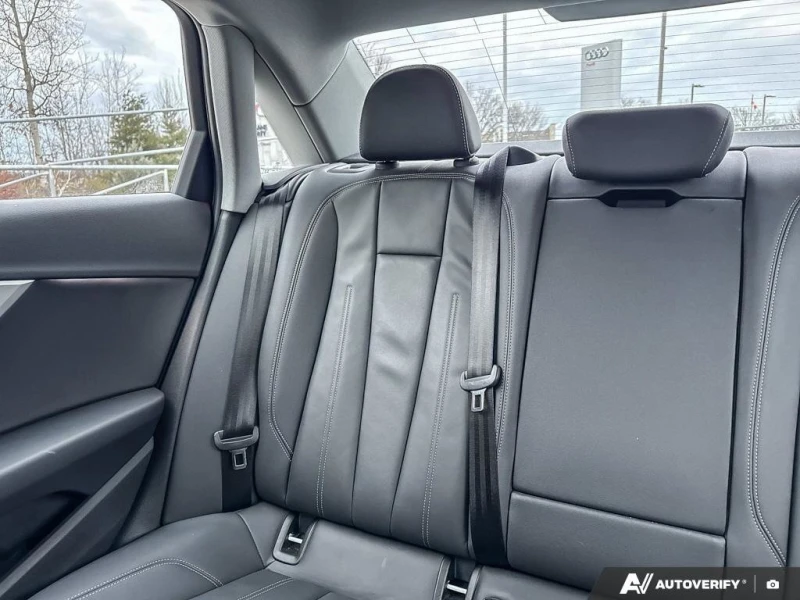 Audi A4 * Komfort * CARFAX * БЕЗ ПЪРВОНАЧАЛНА ВНОСКА, снимка 16 - Автомобили и джипове - 52842962