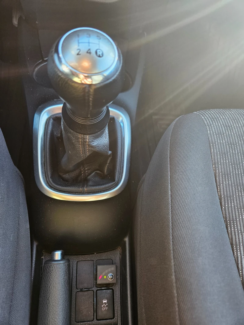 Toyota Yaris LPG Лизинг Бартер, снимка 10 - Автомобили и джипове - 53039782