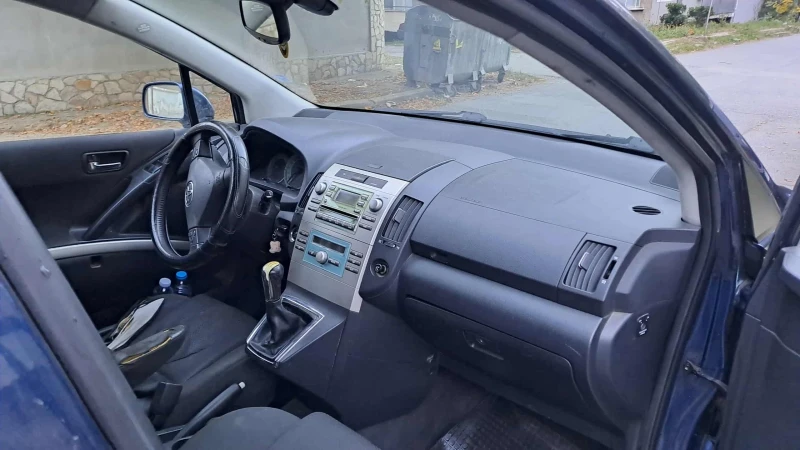 Toyota Corolla verso, снимка 2 - Автомобили и джипове - 53097861