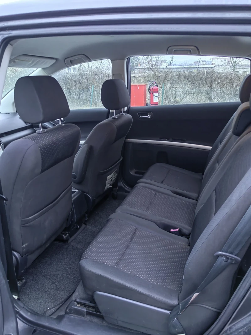 Toyota Corolla verso 2.2D4D , снимка 11 - Автомобили и джипове - 53486019