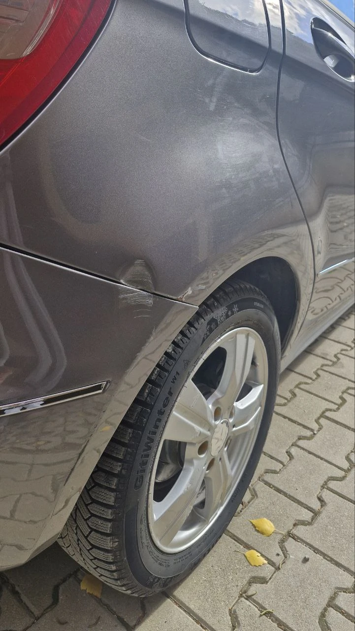 Mercedes-Benz A 180 PREMIUM, снимка 14 - Автомобили и джипове - 52657404