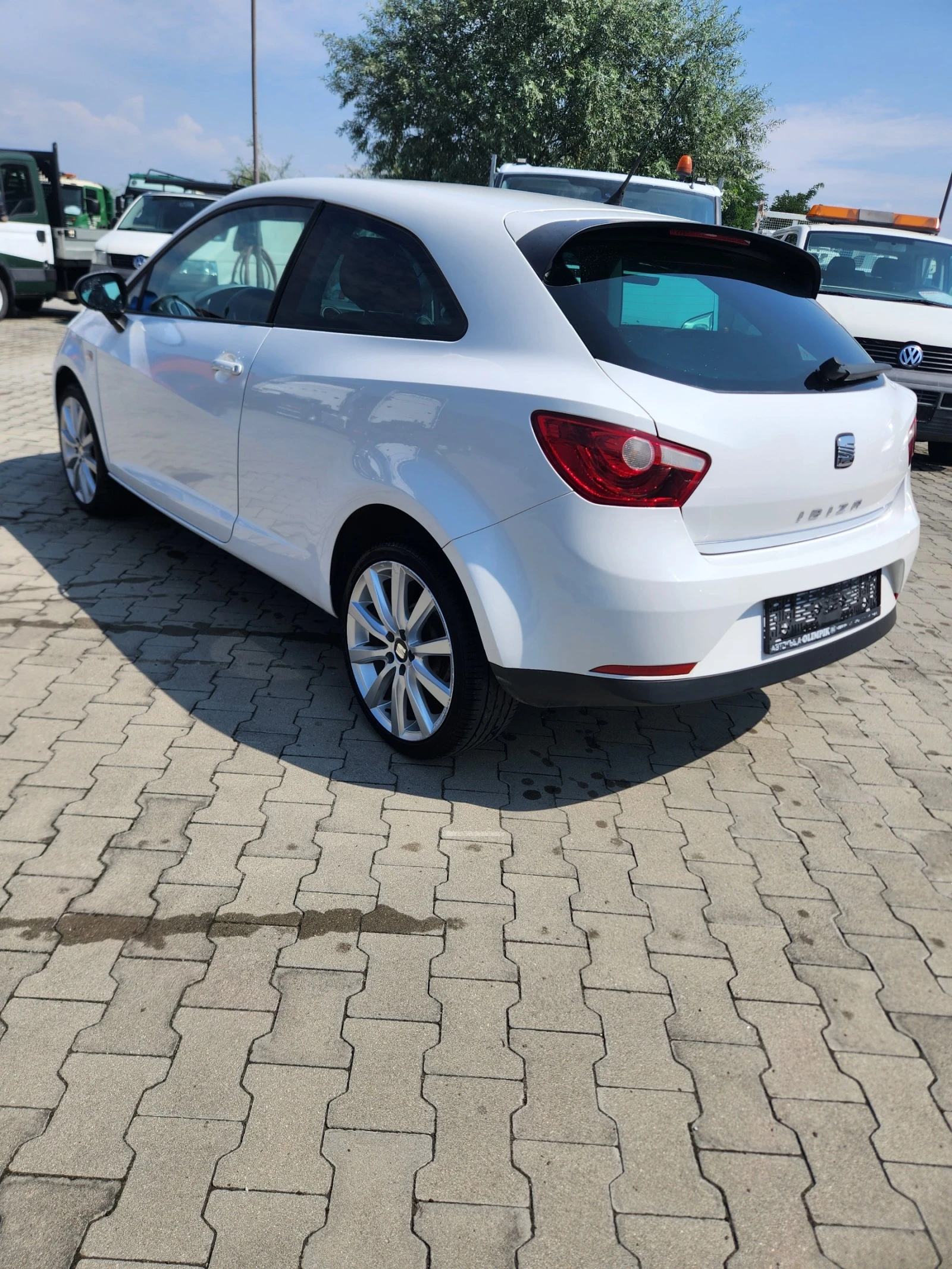 Seat Ibiza  - изображение 9