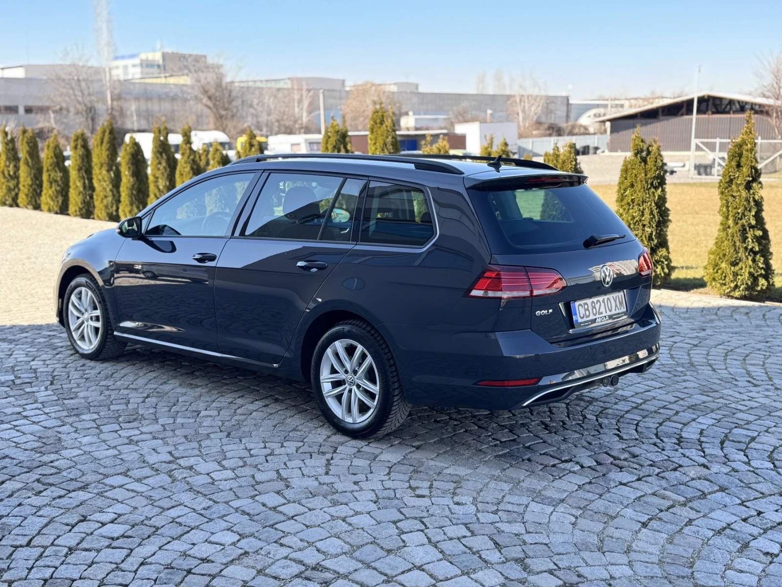 VW Golf Variant 2.0 TDI DSG ergoActive - изображение 2