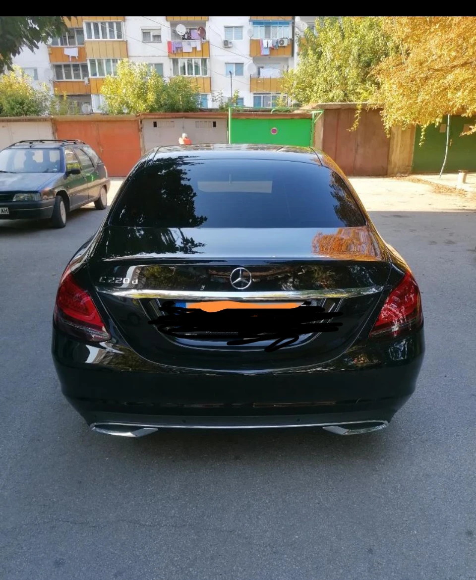 Mercedes-Benz C 220  - изображение 2