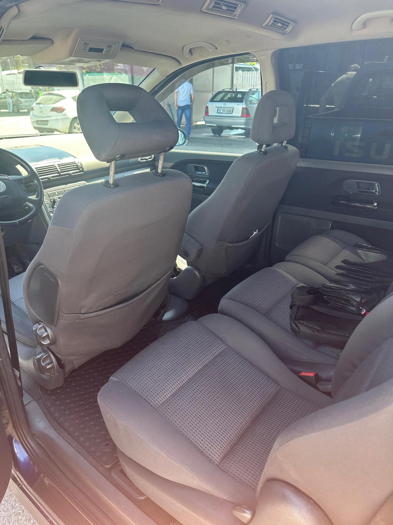 VW Sharan 1.9 131 кс. - изображение 2