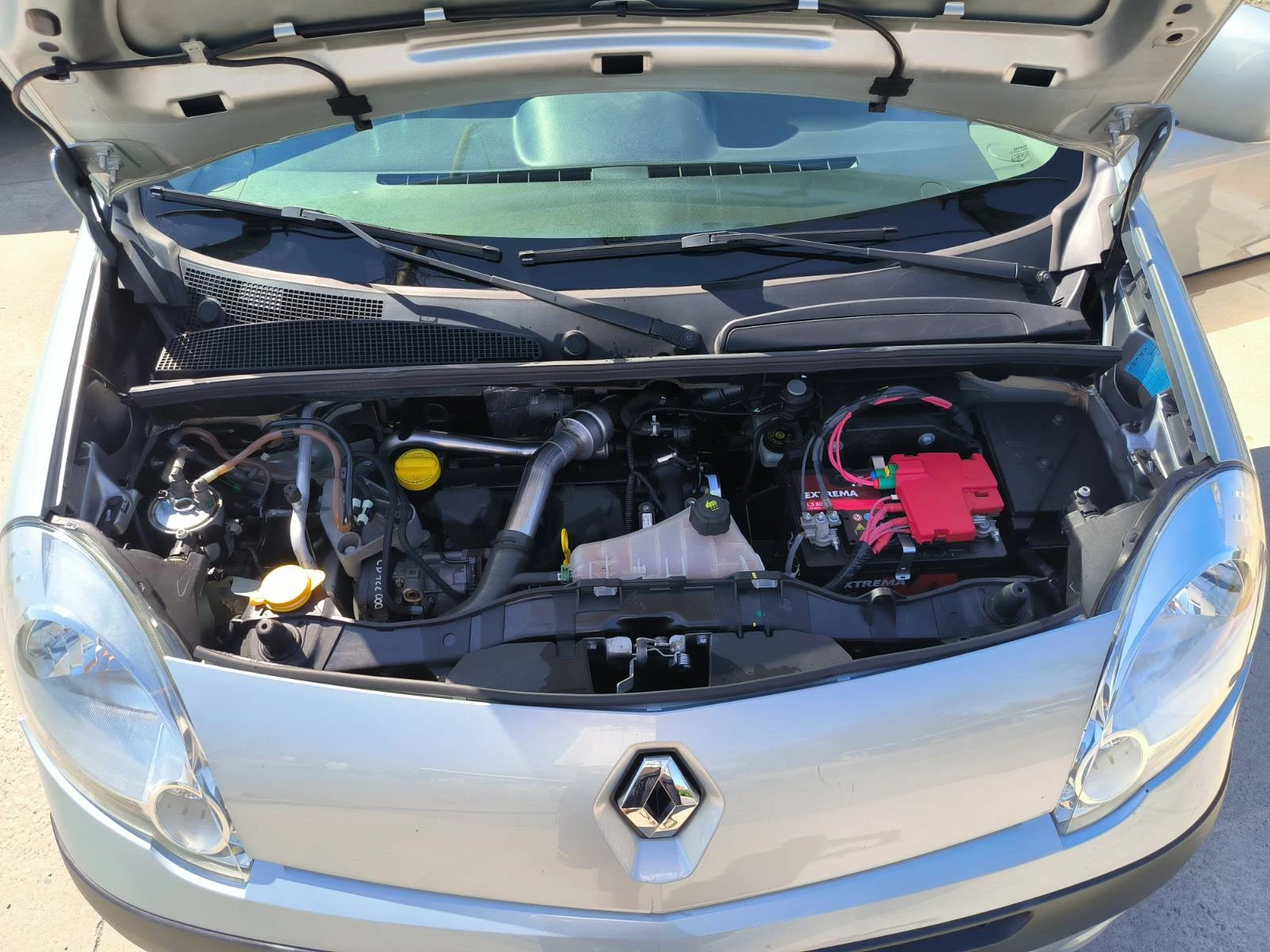 Renault Kangoo 1.5d-90k.s-Navi - изображение 9