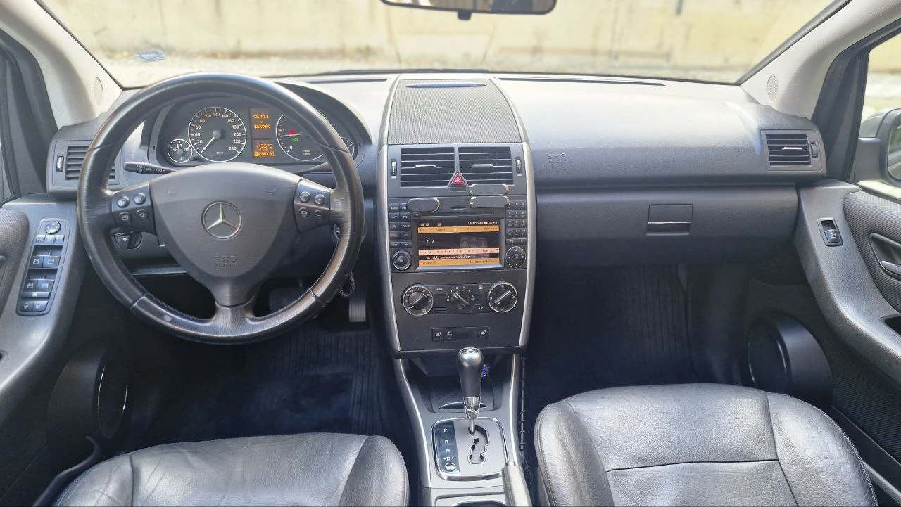 Mercedes-Benz A 180 PREMIUM - изображение 8