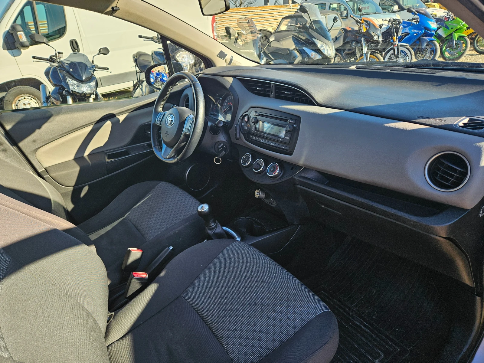 Toyota Yaris LPG Лизинг Бартер - изображение 7