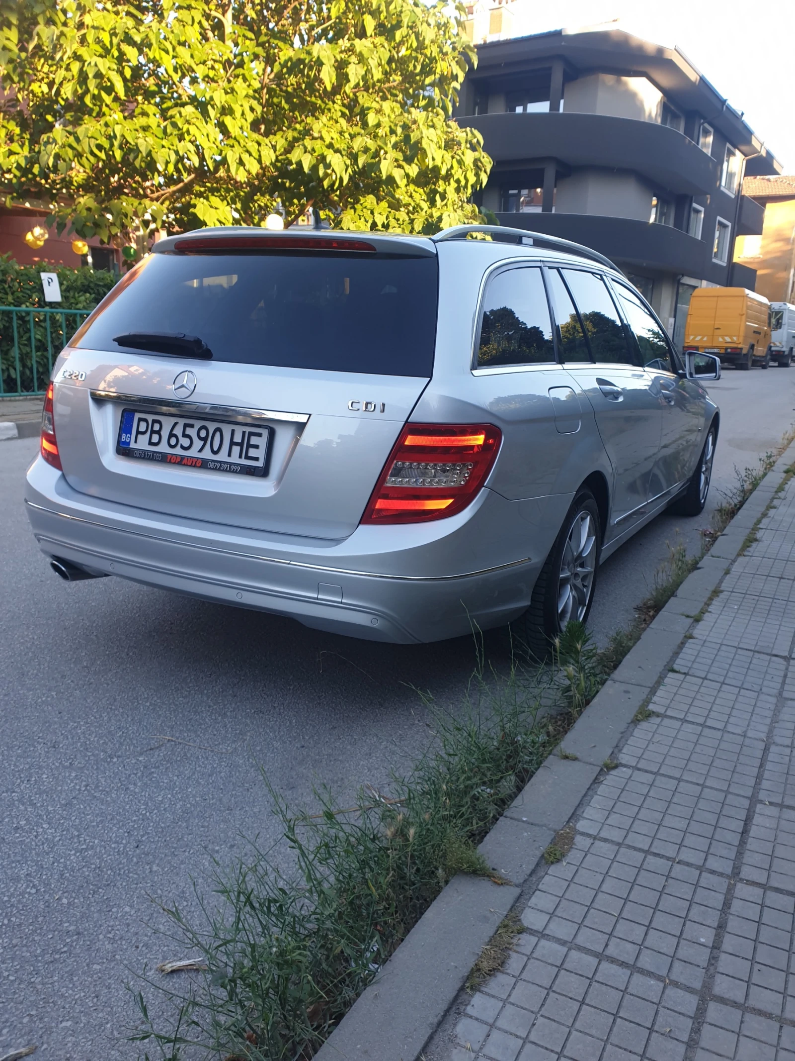 Mercedes-Benz C 220 AVANTGARD 7G, снимка 4 - Автомобили и джипове - 54914356