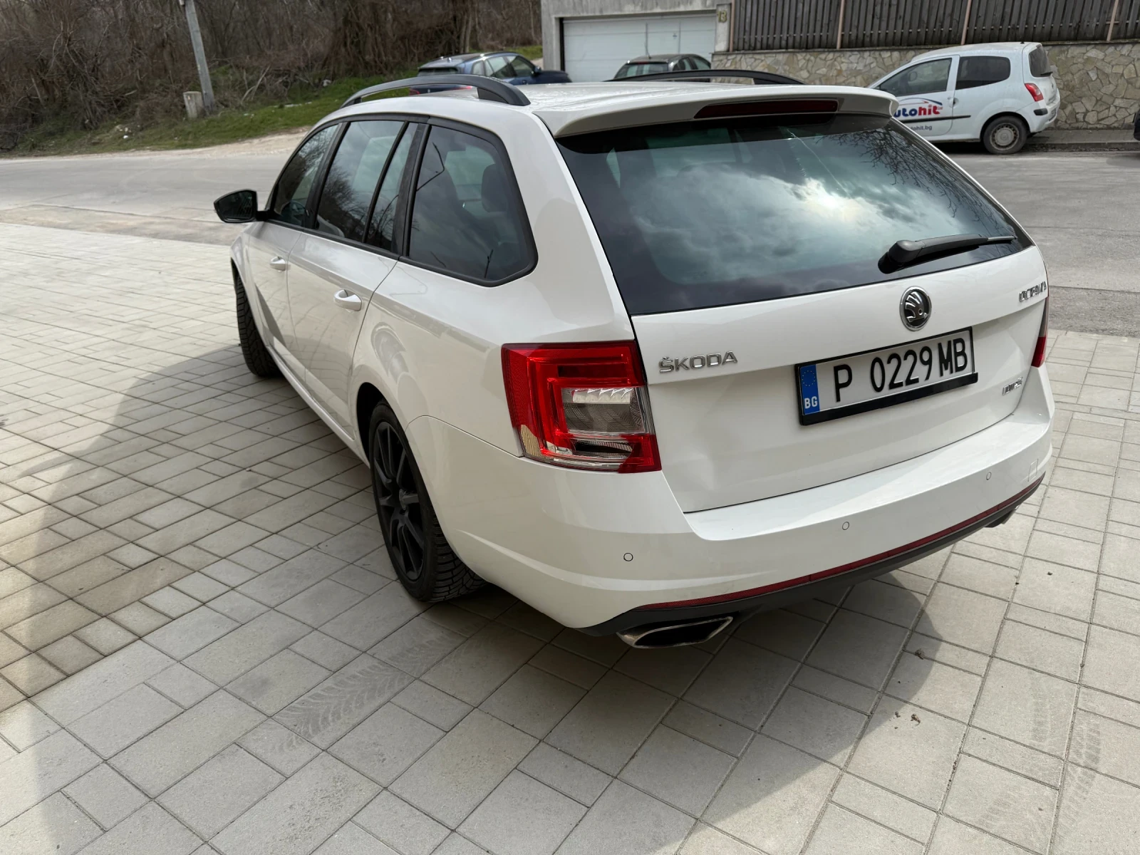 Skoda Octavia, снимка 8 - Автомобили и джипове - 53925305
