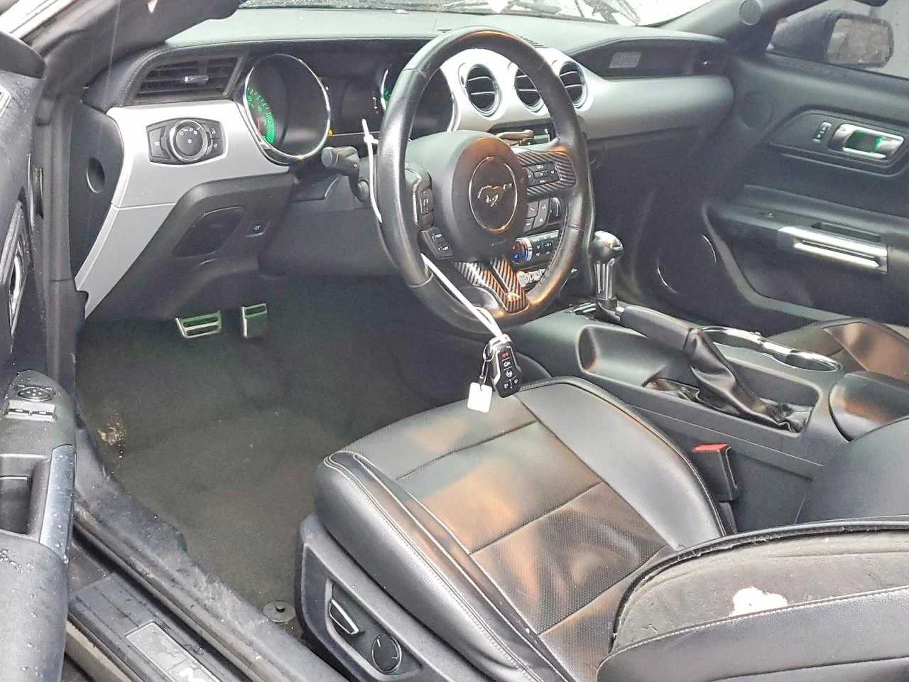 Ford Mustang GT, снимка 8 - Автомобили и джипове - 54247434