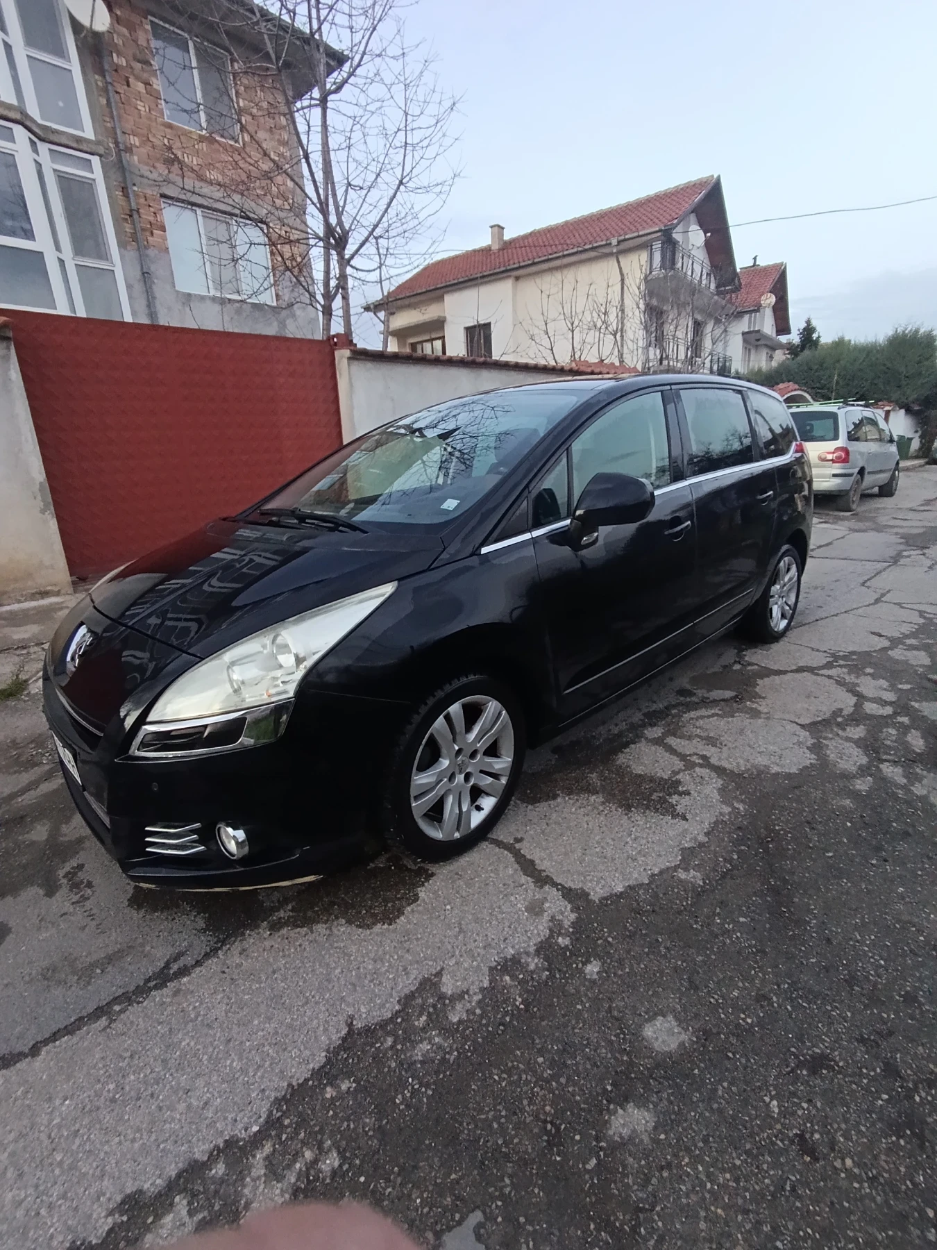 Peugeot 5008, снимка 3 - Автомобили и джипове - 54385991