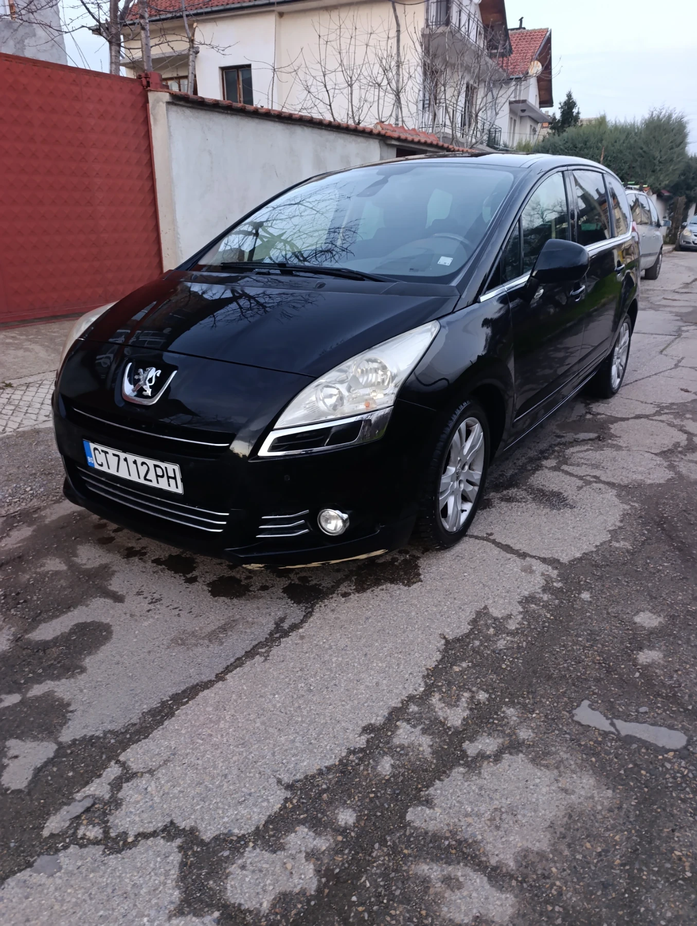 Peugeot 5008