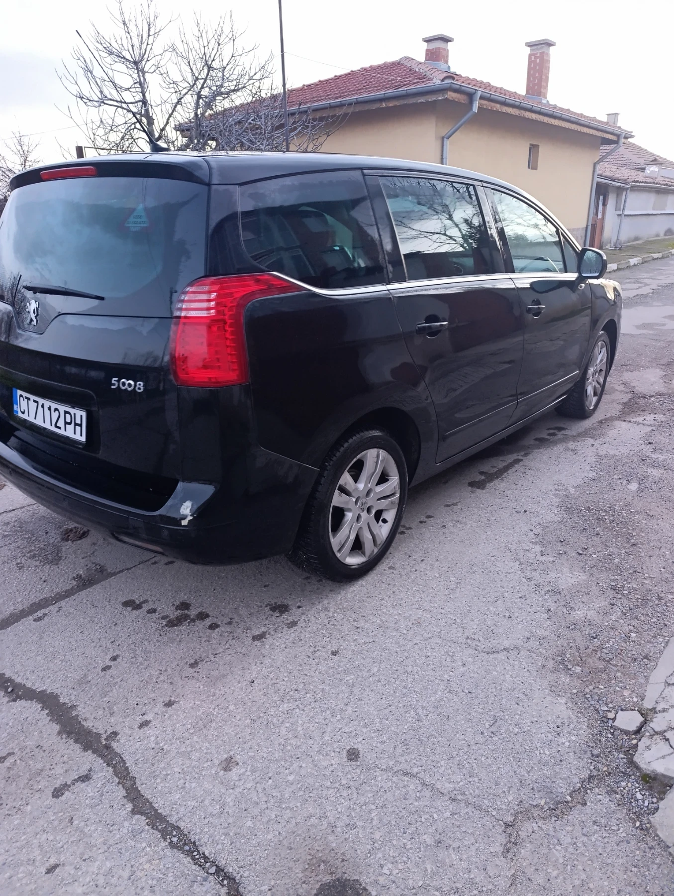 Peugeot 5008, снимка 2 - Автомобили и джипове - 54385991