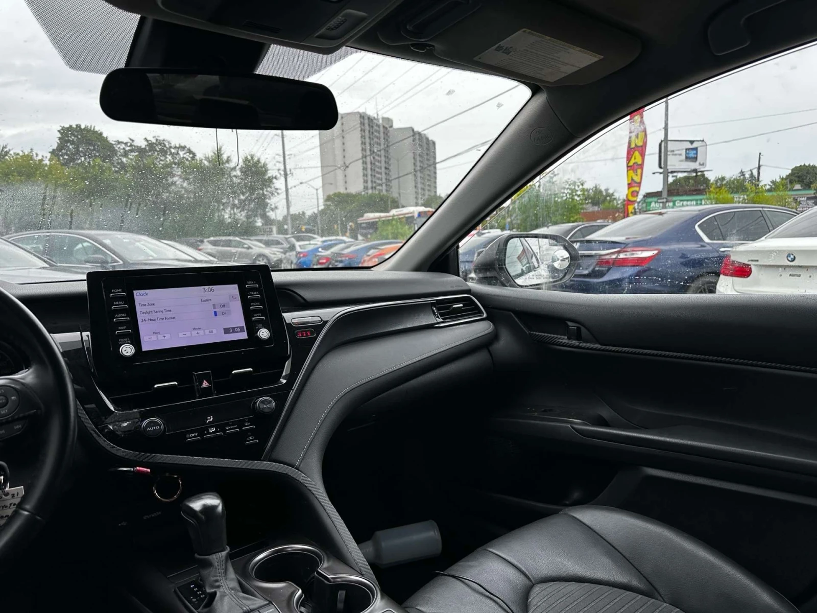 Toyota Camry SE | КОЖА, ЦЕНА ДО БГ, снимка 11 - Автомобили и джипове - 54831028