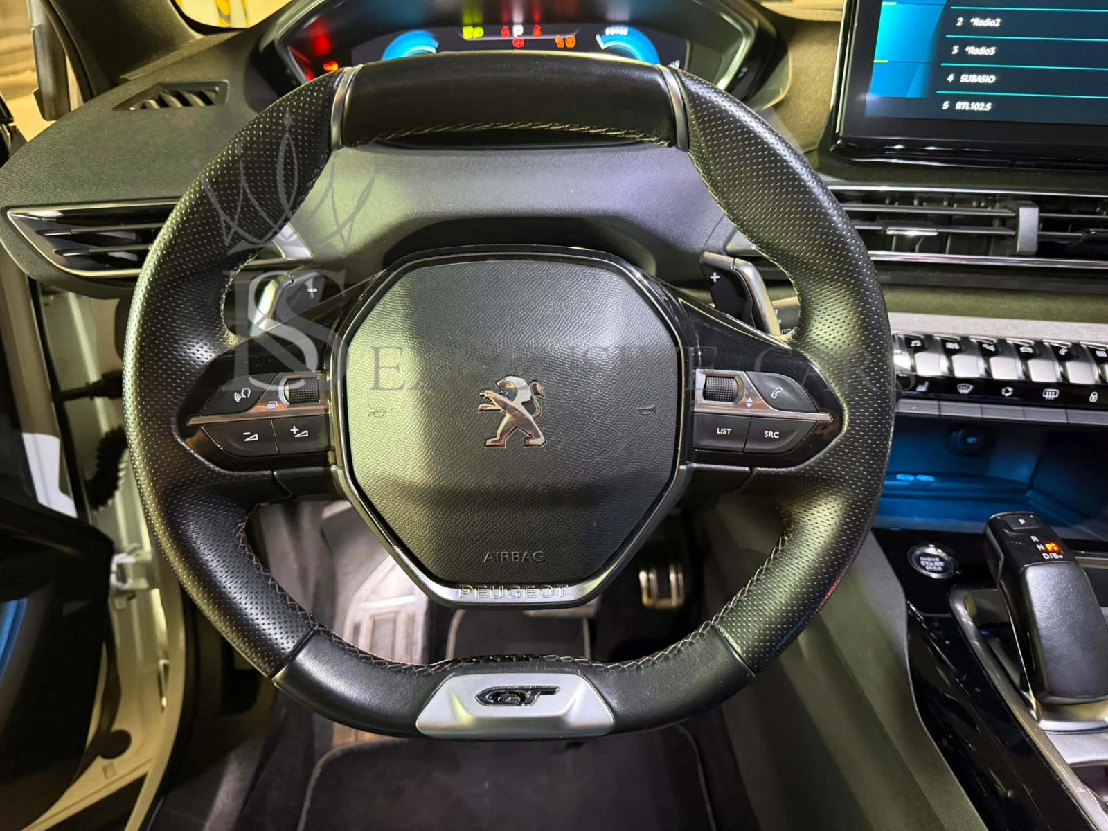 Peugeot 3008 1.6 HYBRID* GT-LINE* 4WD* 360* FOCAL* , снимка 11 - Автомобили и джипове - 54837360